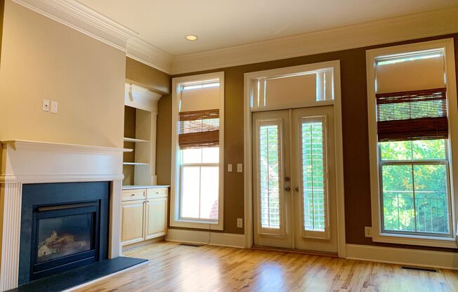 Walk to the Battery - "Truist Park" Gated Luxury Town Home
