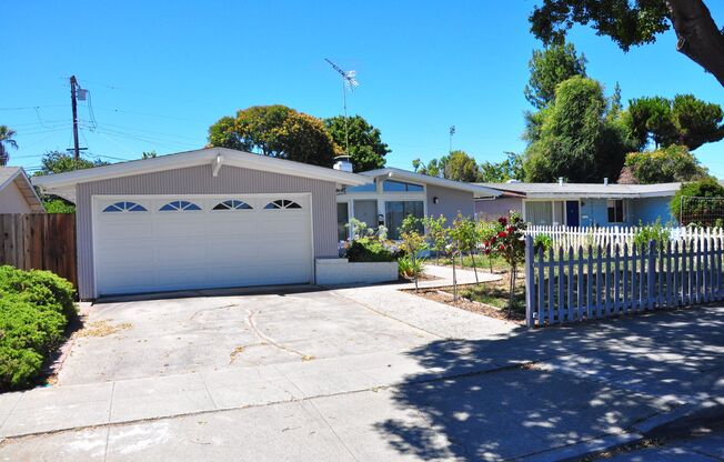Charming 3-Bedroom Home in a Prime Sunnyvale Location available now! 1218 Sandia Ave, Sunnyvale, CA 94089