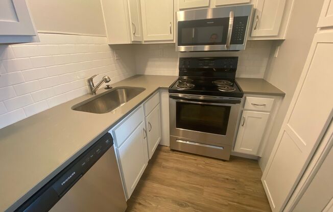 1 bed, 1 bath, 504 sqft, $790