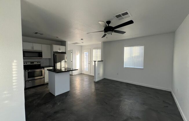 1 bed, 1 bath, 600 sqft, $1,295, Unit 4120 - 09