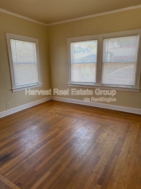 460 S 6 ST