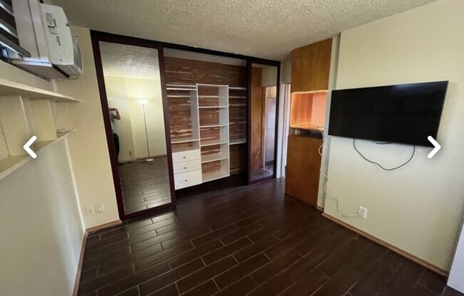 1 bed, 1 bath, $2,500