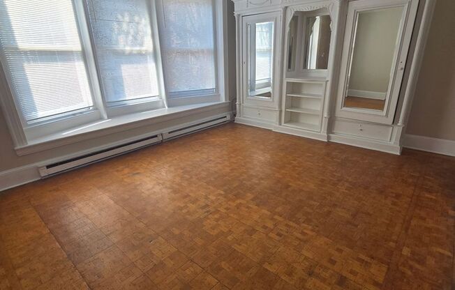 2127 Spring Garden Street