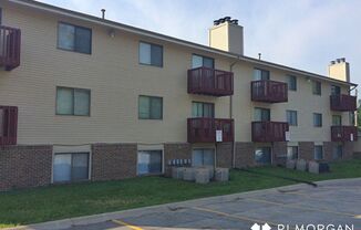 1 bed, 1 bath, 650 sqft, $795, Unit 5