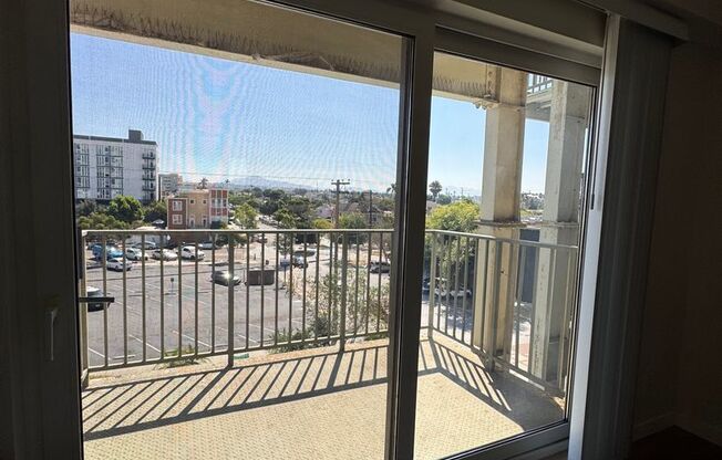 1 bed, 1 bath, $1,690, Unit # 414
