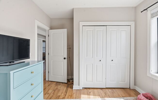 3 beds, 2 baths, 830 sqft, $4,450, Unit 928-3S