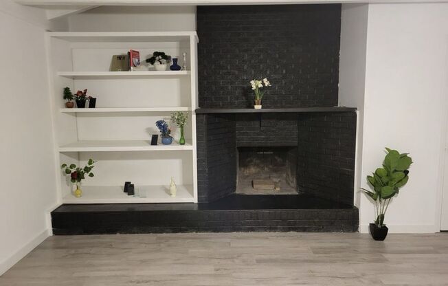 Beautiful Newly Remodeled 4 Bedroom Home