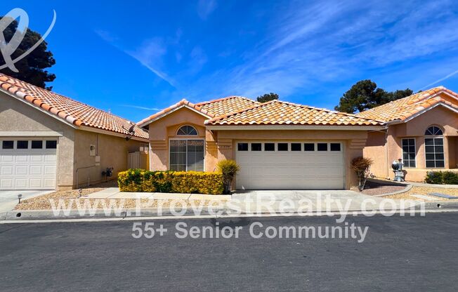 Jess Ranch 55+ 2 Bed/ 2 Bath Home in Apple Valley!!!