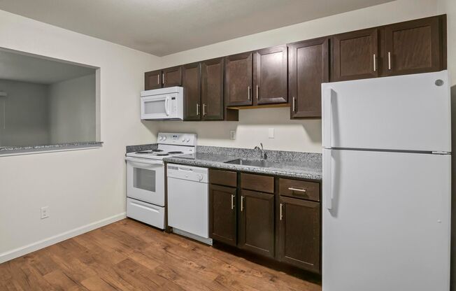 1 bed, 1 bath, 700 sqft, $1,000, Unit 11100 J