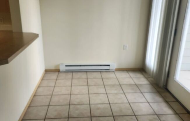 1 bed, 1 bath, 770 sqft, $1,210, Unit 207