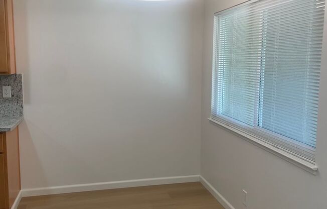 0073 - Francisco Ave 1122