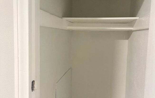 1 bed, 1 bath, 460 sqft, $1,175, Unit 407