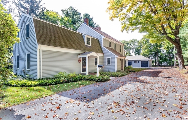 34 BRUSH HL LN