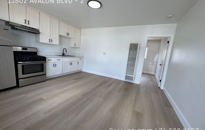 13802 AVALON BLVD