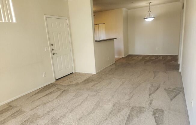 1 bed, 1 bath, $1,295, Unit APARTMENT 2025