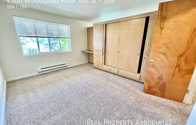 4300 Woodland Park Ave N