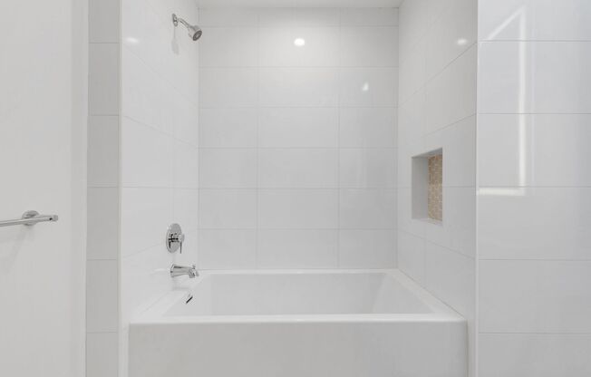 2 beds, 1 bath, 987 sqft, $3,495, Unit 201