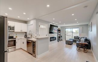 Fully Remodeled 1 Bed - 1 Bath in Gated Community