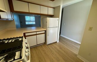 2 beds, 2 baths, 767 sqft, $2,495, Unit Unit 06