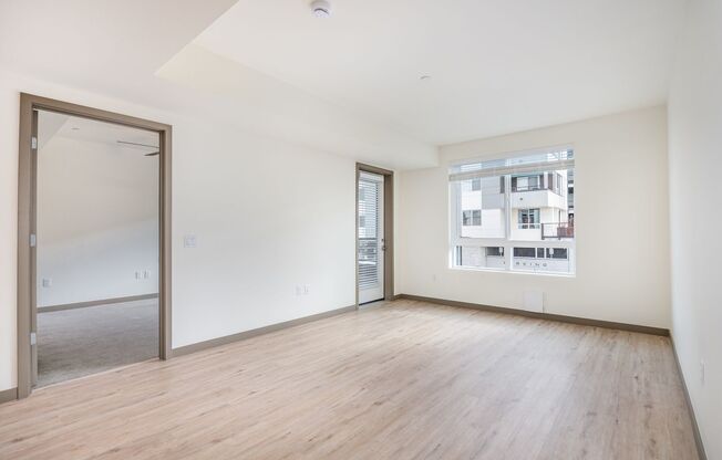 2 beds, 2 baths, $2,250, Unit Unit B217