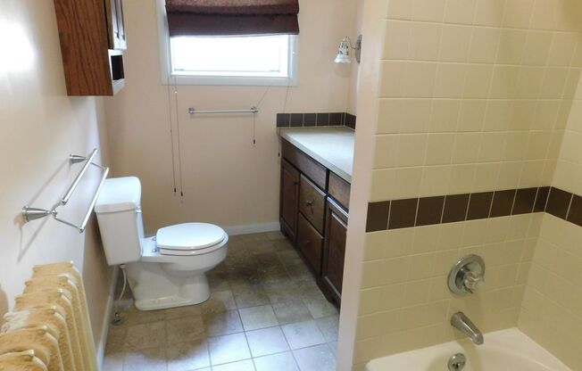 3 beds, 2 baths, $1,950