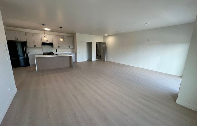 1 bed, 1 bath, 800 sqft, $1,675, Unit 305