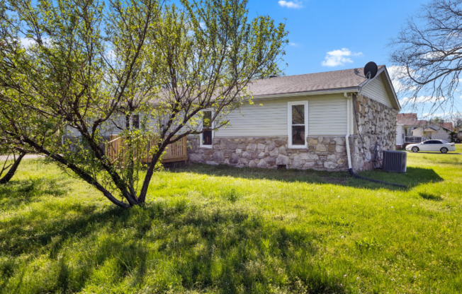 600 LINCLON DR