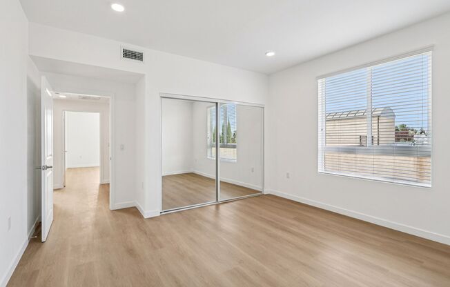 2 beds, 2 baths, $2,899, Unit 405