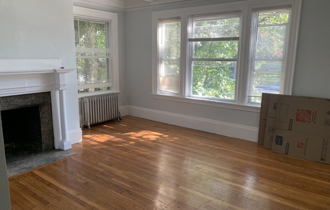 1789 Commonwealth Ave