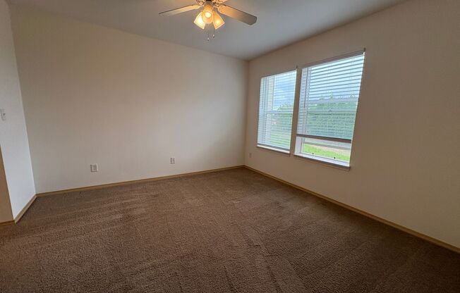 2 beds, 2 baths, 1,018 sqft, $1,450, Unit 354-3044