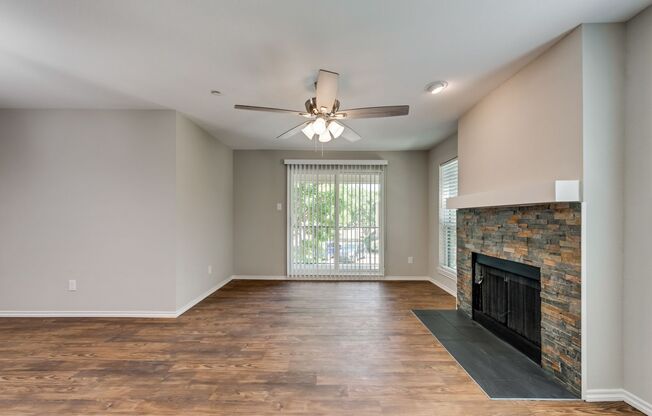***Pre-Marketing, Available Early to Mid June*** Stylish Upstairs Corner Unit Near Lake Ray Hubbard