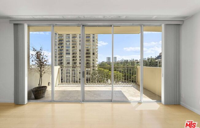 2 beds, 2 baths, 1,080 sqft, $6,300, Unit 808