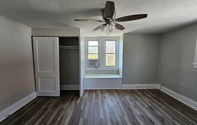 Newly updated 1 bedroom 1 bath apartment for rent