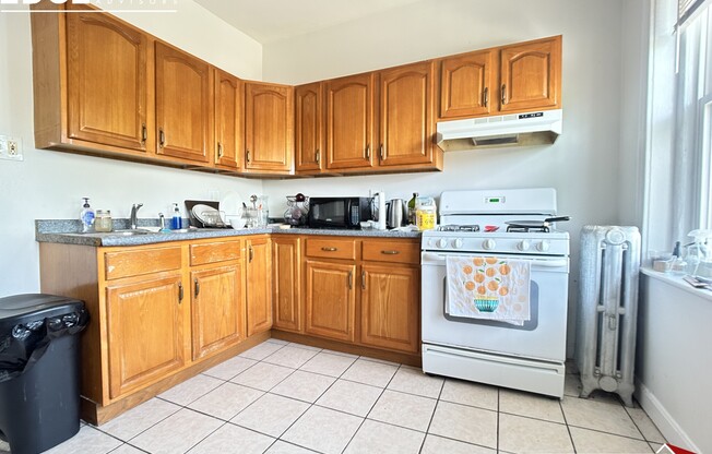 79 Glenville Ave Apt 1
