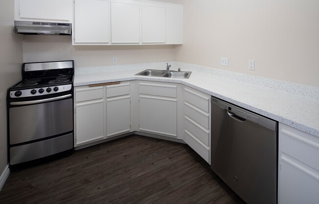 1 bed, 1 bath, 1,000 sqft, $2,375, Unit 434