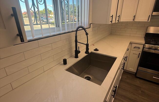 4 beds, 2 baths, 1,200 sqft, $3,495, Unit 2202