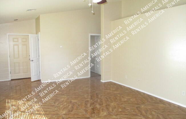 1328 E NATASHA DR