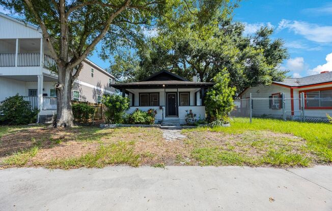 Spacious 2bdrm/1bath home with detached garage** Section 8 OK ** Ready Now** $1695.00