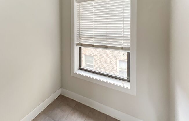1 bed, 1 bath, 560 sqft, $2,100, Unit 516-309