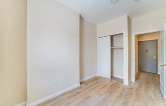 3 beds, 1 bath, 1,100 sqft, $3,000, Unit 3