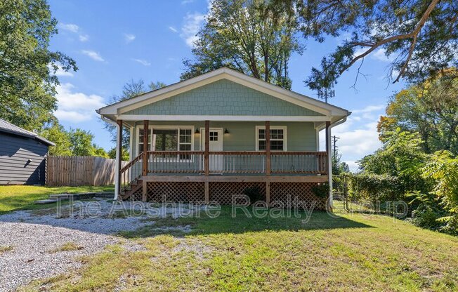 121 GILBERT AVE