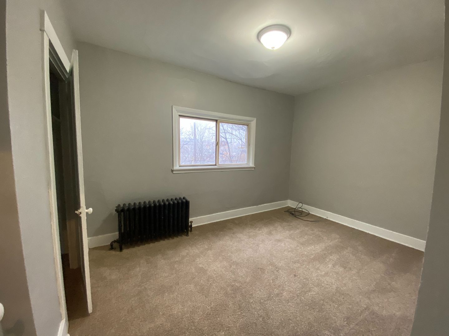 NEWLY RENOVATED 3 BEDROOM IN THE HEART OF MOUNT OLIVER!