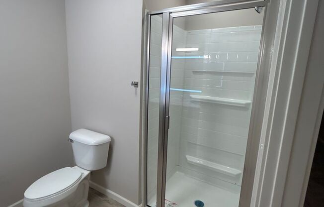 Studio, 1 bath, 500 sqft, $995, Unit 26