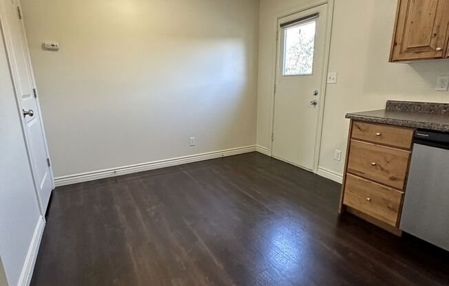 2 beds, 1.5 baths, 1,000 sqft, $1,395, Unit Unit 19