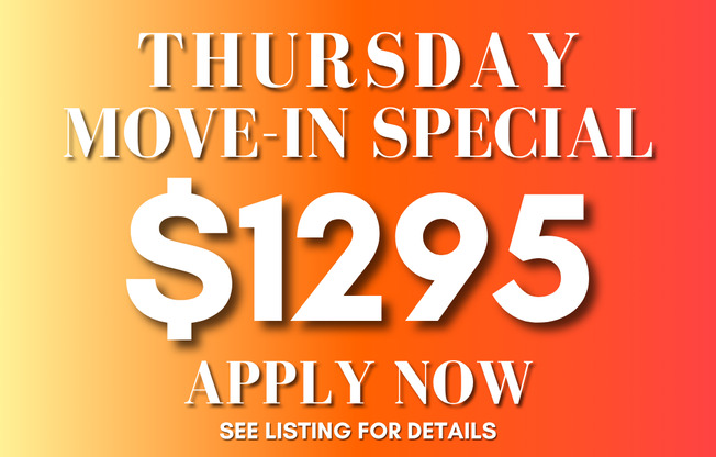 3Bed/2.5Bath Townhouse at 83rd Ave/I-10! Ready for Immediate Move-In! -- FENCED-IN YARD! 2 CAR GARAGE!