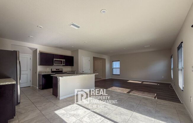 Spacious & Modern 4-Bedroom Home with Large Backyard!