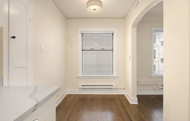 Studio, 1 bath, 429 sqft, $1,365, Unit Unit 310