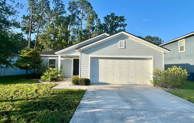 Spacious 3 Bed, 2 Bath Home in Prime Location!