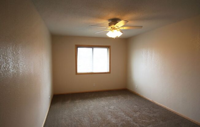 1 bed, 1 bath, 780 sqft, $1,374, Unit 410