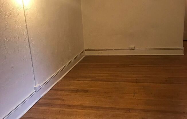 Studio, 1 bath, 378 sqft, $1,475, Unit 607
